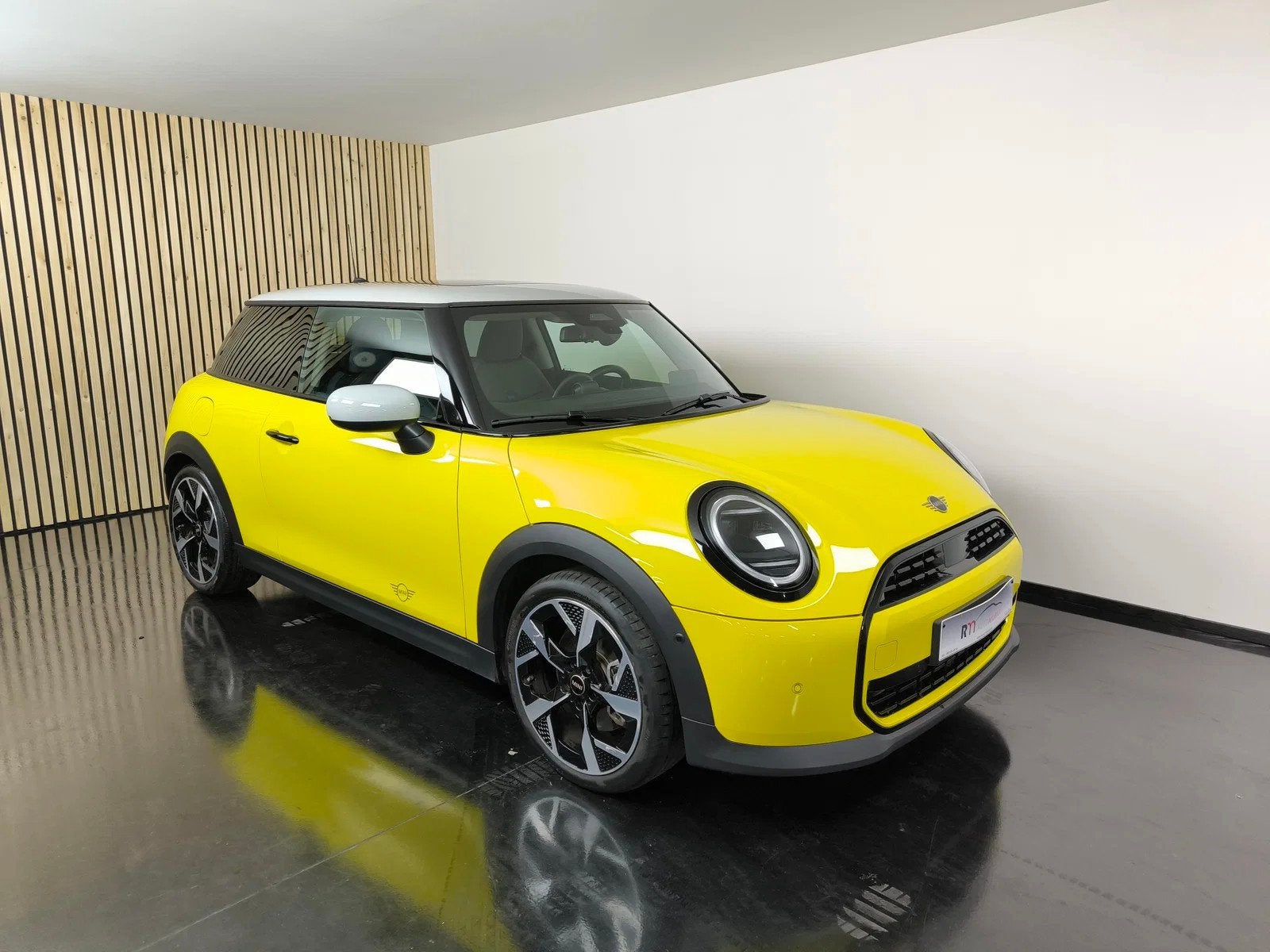 MINI Cooper C 1.5i (automatique), Autos, Mini, Achat, 140 g/km, Euro 6, Jaune