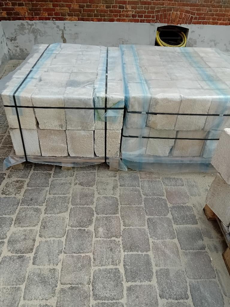 BLOCS YTONG T. 15,7 m2 à 8,9 €/m2/14 cm d'épaisseur de paroi, Enlèvement, Comme neuf