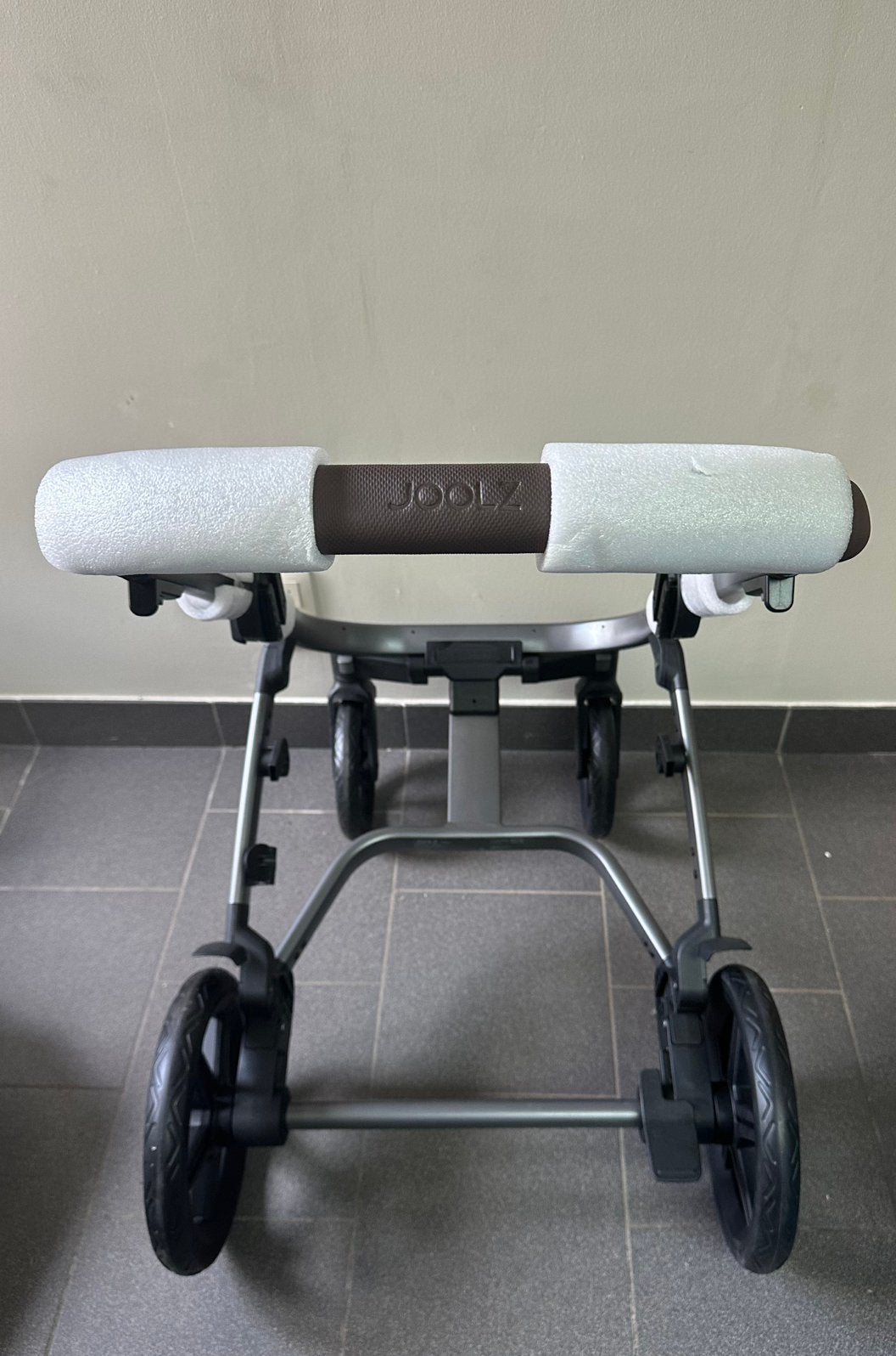 Nieuwe Joolz Geo3 Frame + wielen, Kinderen en Baby's, Ophalen, Zo goed als nieuw