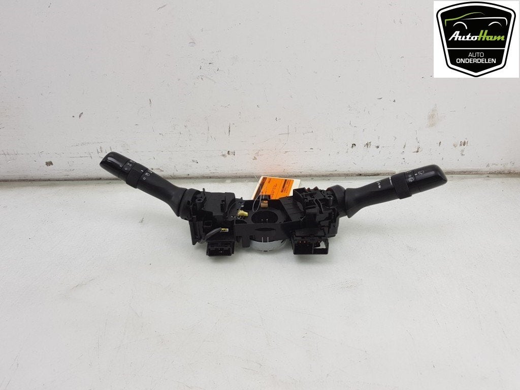 COMBINE COMMODO Toyota Verso (|8414005200|8465205210|), Utilisé, Toyota