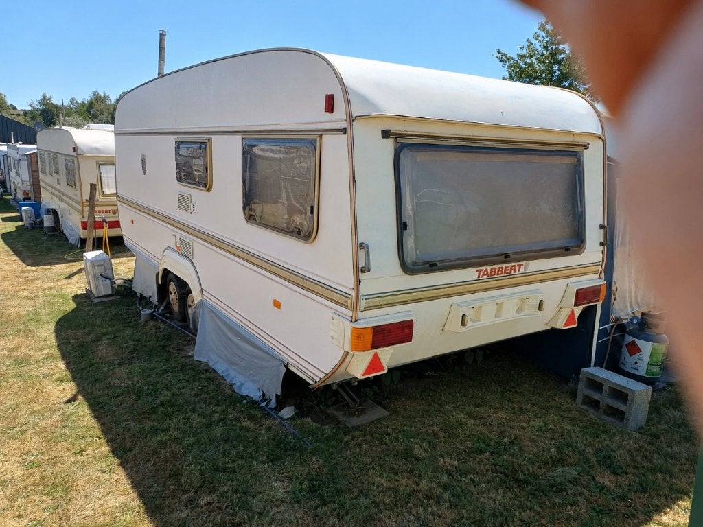 Caravan tabbert comtesse 590, Jusqu'à 4, Lit transversal, Tabbert, Particulier