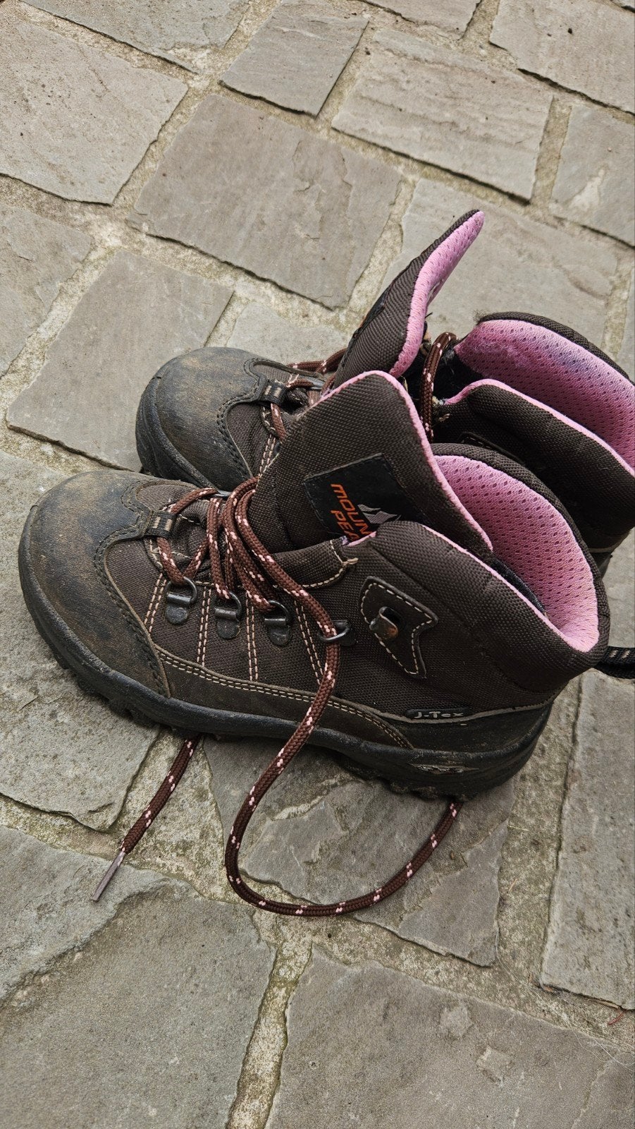 chaussures de marche taille 32, Enlèvement