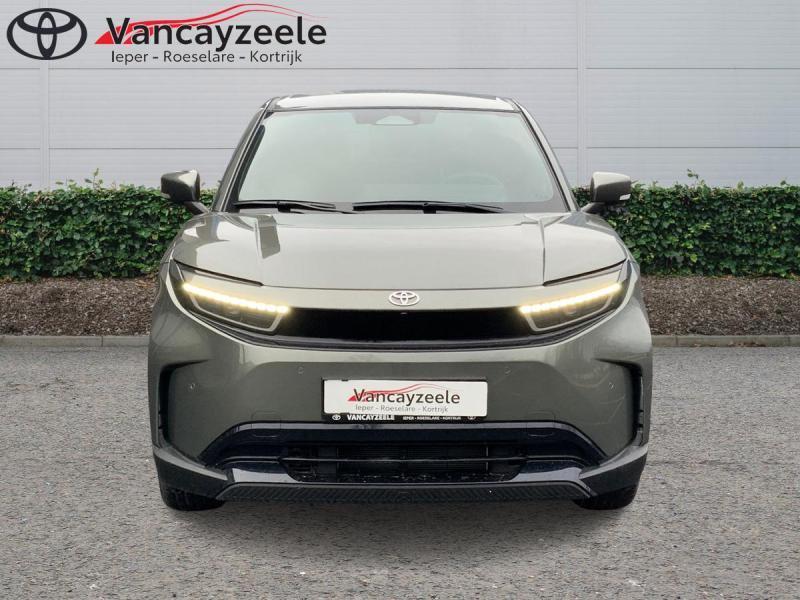 Toyota Urban Cruiser Executive+cam+gps+sens V+A, Automaat, 128 kW, Elektrisch, Urban Cruiser