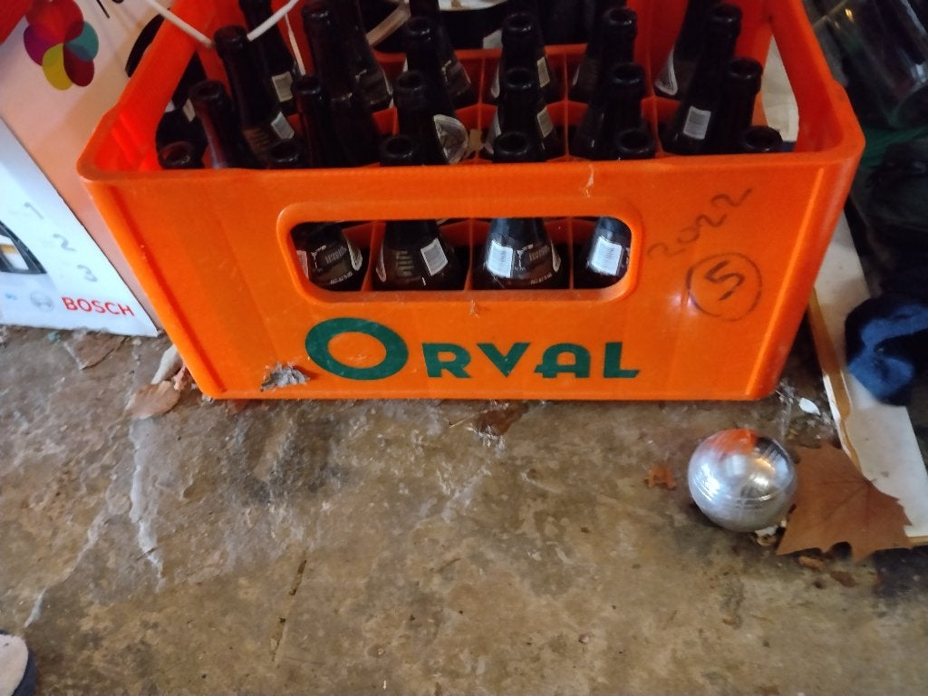Bac orval vide, Collections, Marques de bière, Enlèvement, Comme neuf, Bouteille(s), Autres marques