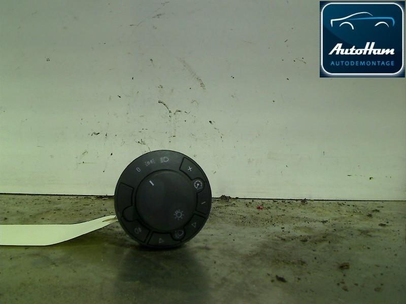 LICHTSCHAKELAAR Corsa D (|13249396|13249396EA|13249507|), Gebruikt, Opel