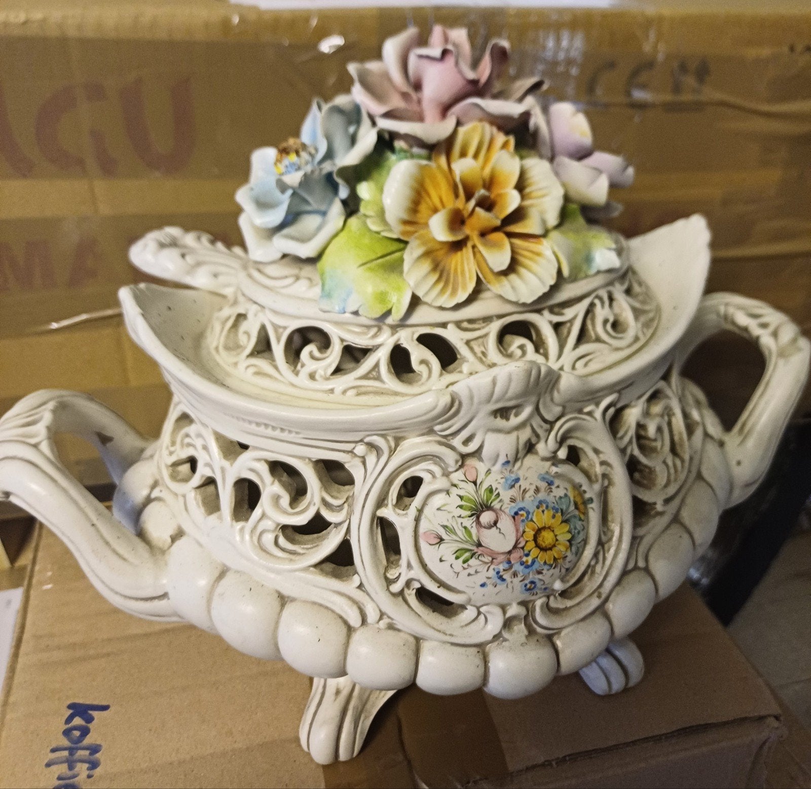 Bol à soupe vintage en porcelaine Bassano, Antiquités & Art, Antiquités | Porcelaine, Enlèvement ou Envoi