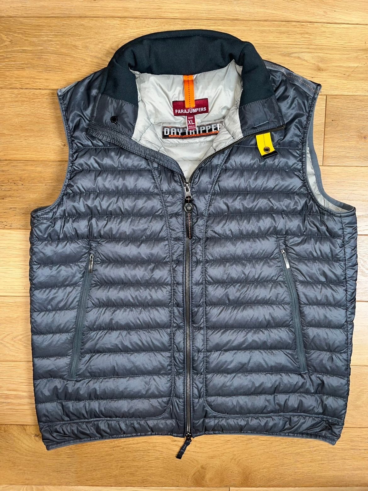 Gilet sans manches Parajumpers vert kaki, Kleding | Heren, Ophalen of Verzenden, Zo goed als nieuw, Maat 56/58 (XL), Groen