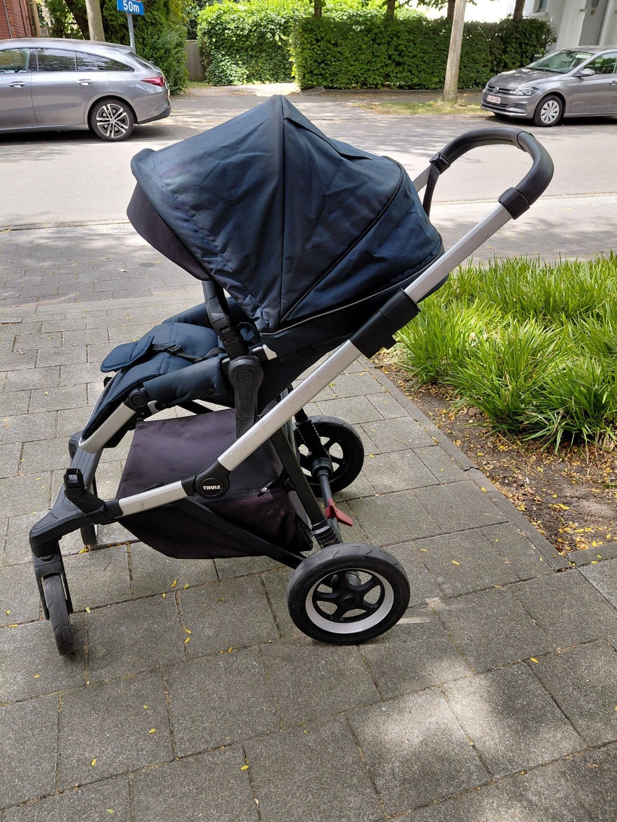 Thule sleek voor 2 kinderen met zeer veel extra accesoires, Kinderen en Baby's, Buggy's, Ophalen