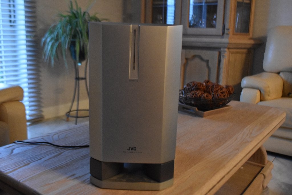 caisson de basses et boîtiers, Subwoofer, JVC, 60 à 120 watts, Comme neuf