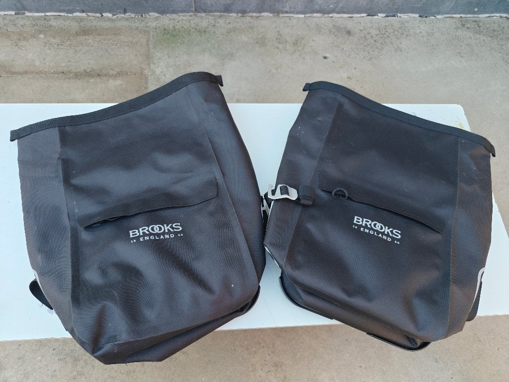 Brooks fietstas enkel Scape L Black 18-22L (NIEUW), Vélos & Vélomoteurs, Enlèvement, Comme neuf