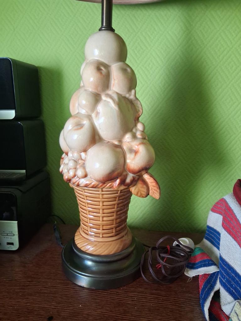 Lampe en forme de corbeille de fruits années 1970, Antiquités & Art, Enlèvement
