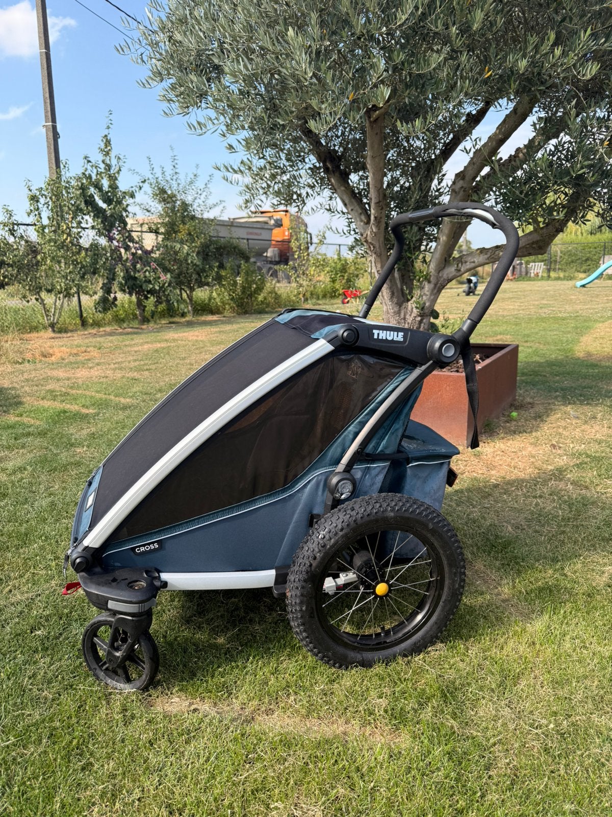 Thule Charriot Cross 2024 met All Terrain banden, Fietsen en Brommers, Ophalen, Zo goed als nieuw