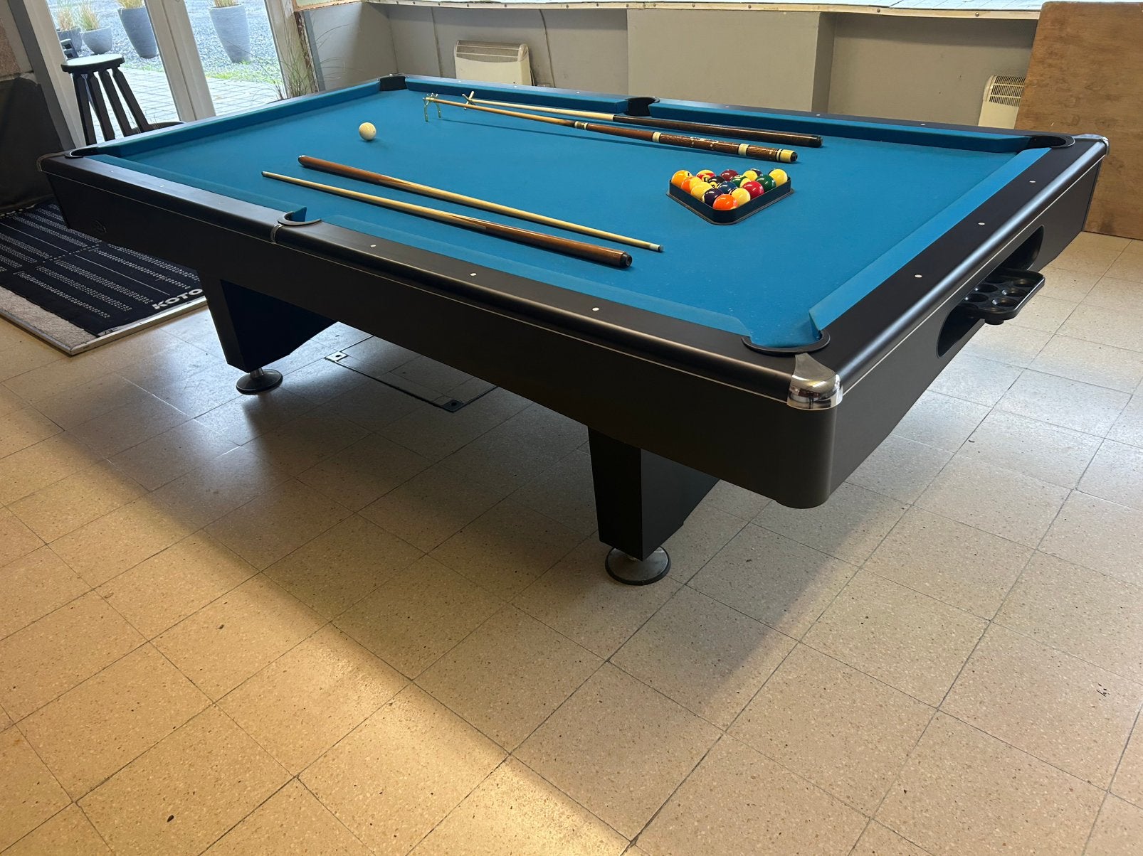 Pooltafel 9ft buffalo met leisteen in goede staat, Sport en Fitness, Ophalen, Zo goed als nieuw, Pooltafel