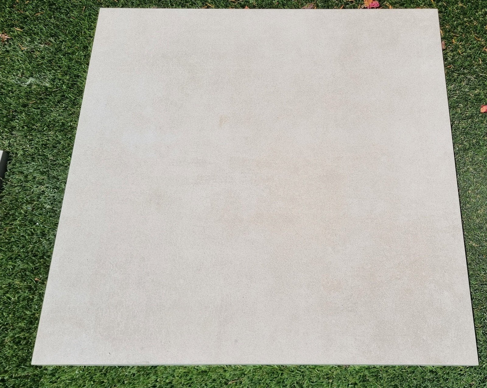 50 Tegels Tuin Beige IL Stone 60x60 cm, Doe-het-zelf en Bouw, Tegels, Ophalen, 10 m² of meer, Vloertegels