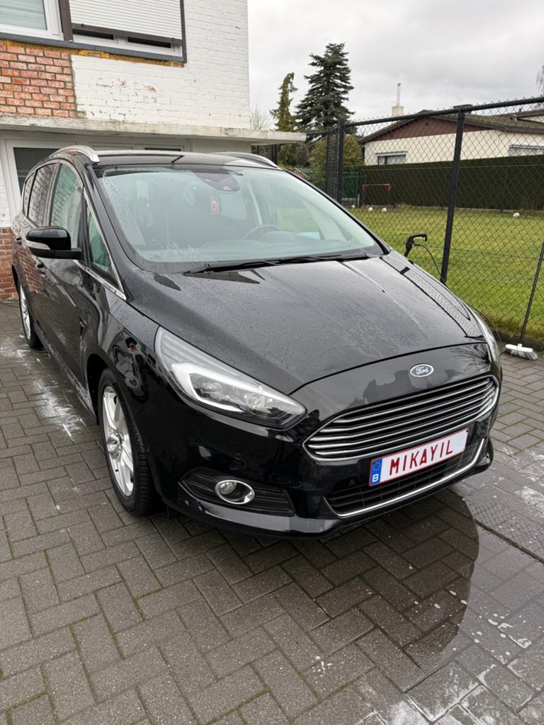 FORD Smax 2.0 diesel EURO6b 166000km bj2018 7zits Automaat, Auto's, Ford, 1998 cc, Bedrijf, Diesel, 5 deurs