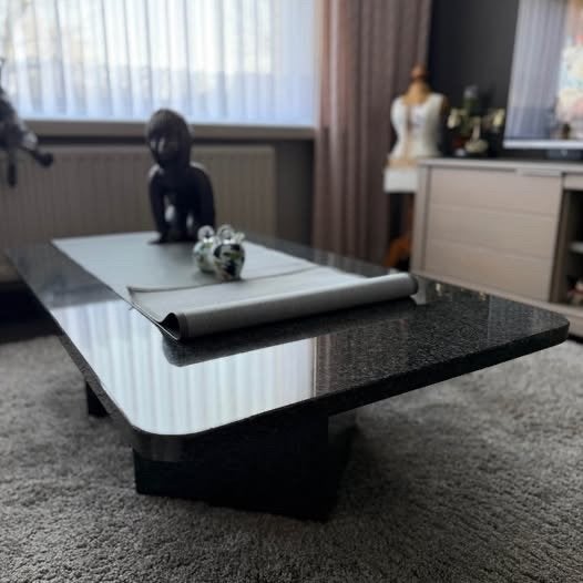 Granieten salontafel, Huis en Inrichting, Tafels | Salontafels, Zo goed als nieuw, Ophalen