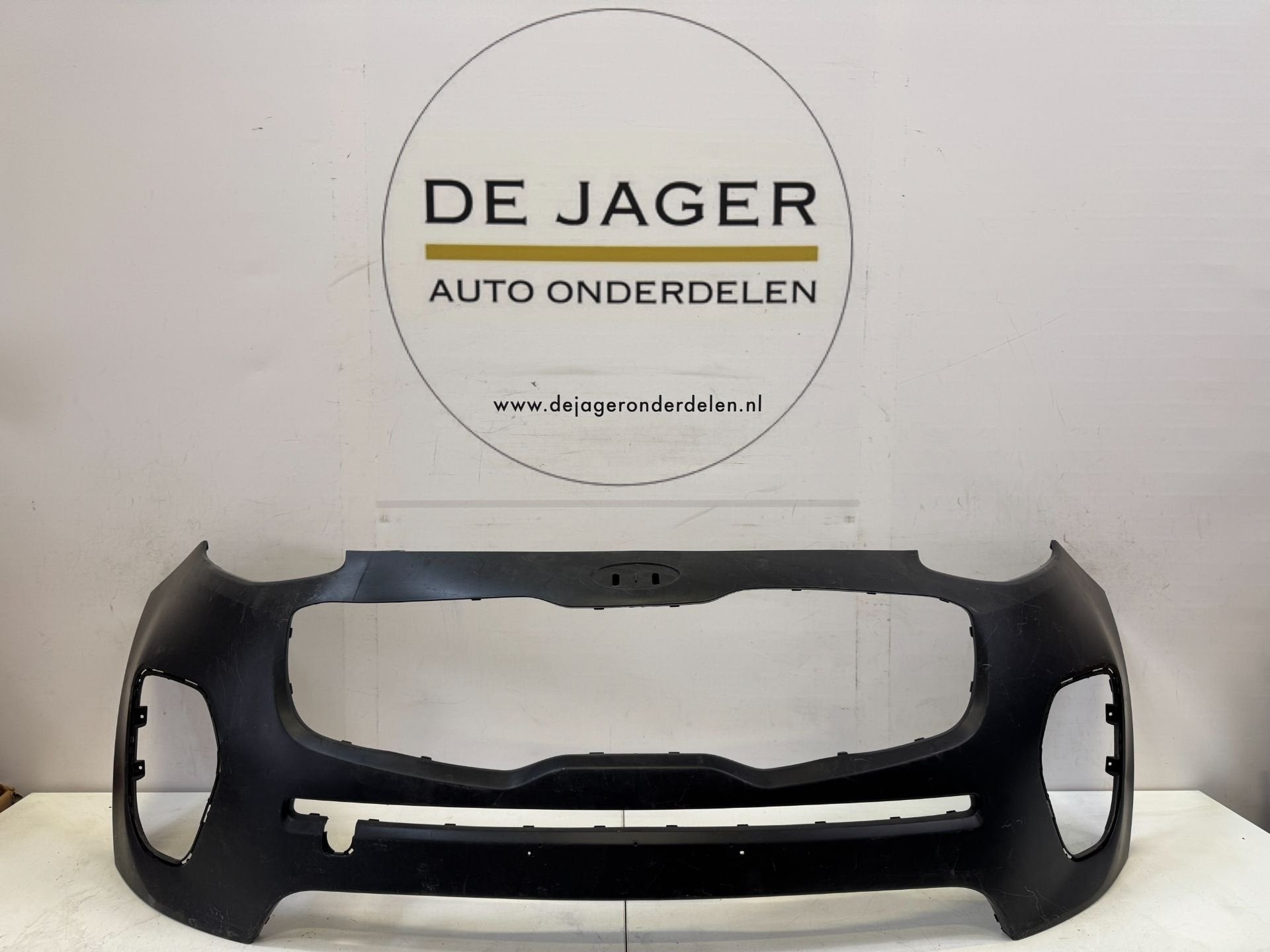 KIA SPORTAGE VOORBUMPER BUMPER 86511-F1000 16-18, Heolleung-ro 12
06797  Seoul, Voor, Bumper, Info@kia.com