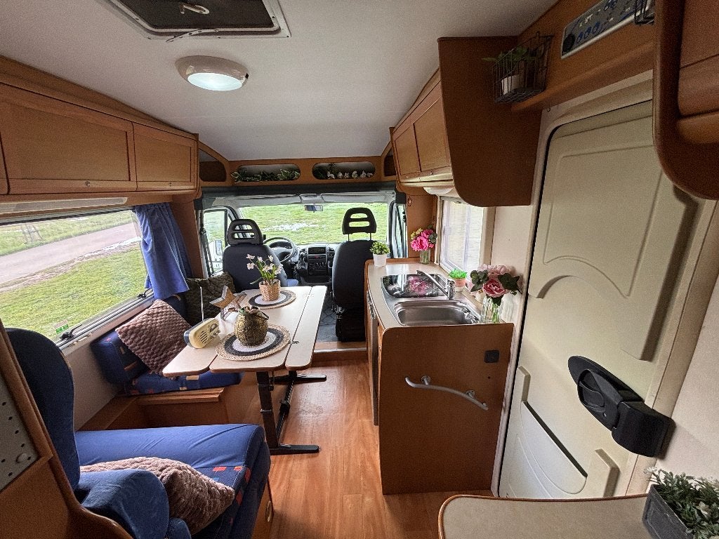 Belle Fiat Ducato 2.3 JTD avec seulement 56 000 km  4 pers., Caravanes & Camping, Jusqu'à 4, Siège standard, Fiat, Boîte manuelle