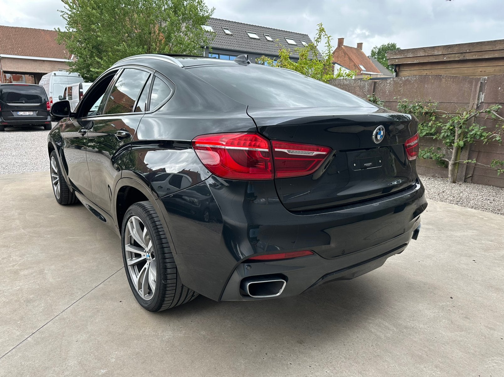 BMW X6 3.0 diesel / btw / 115000km, Auto's, BMW, Automaat, 2993 cc, Zwart, Bedrijf