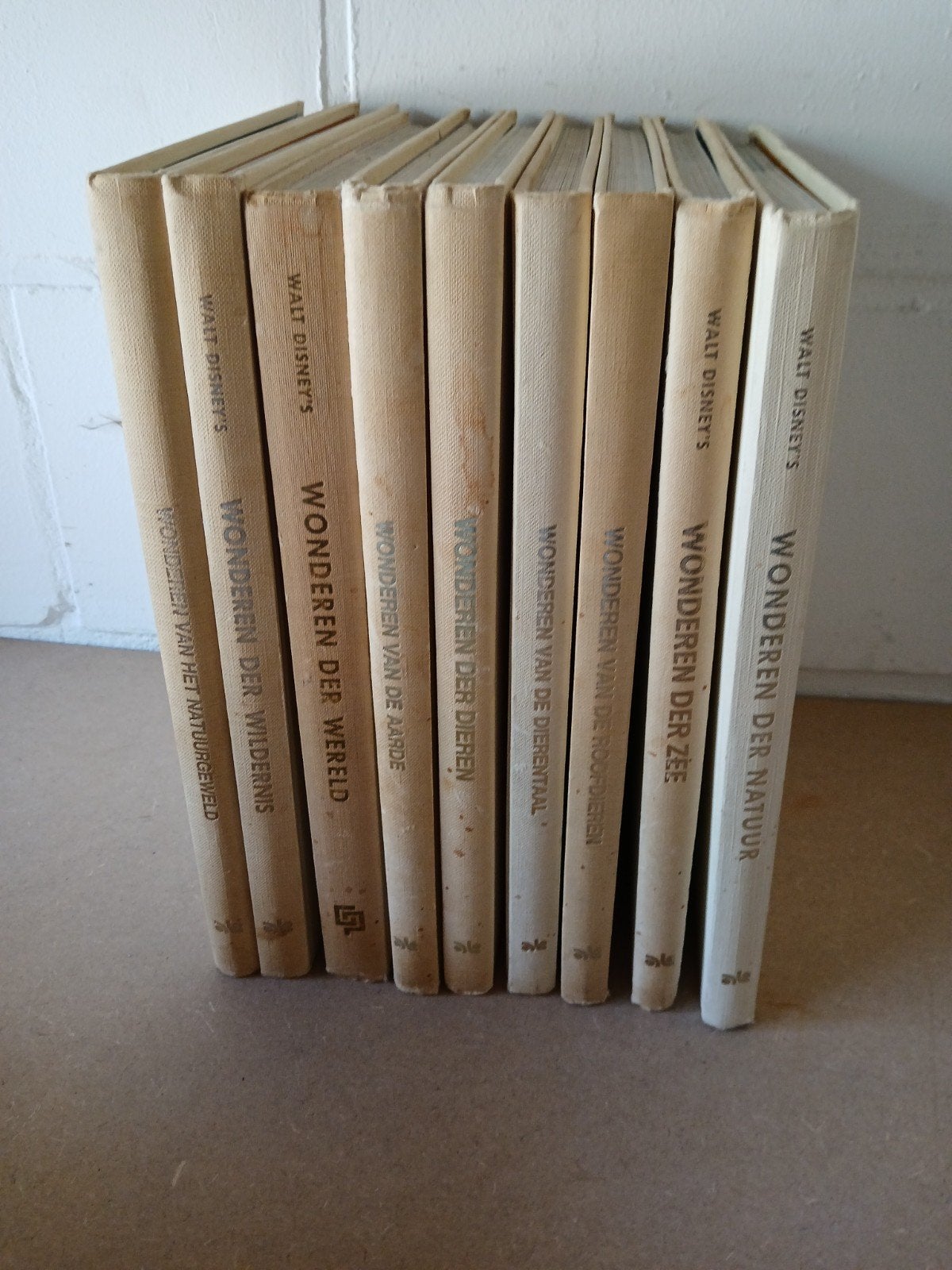 Lot van 9 Walt Disney's boeken reeks wonderen van...., Boeken, Ophalen of Verzenden