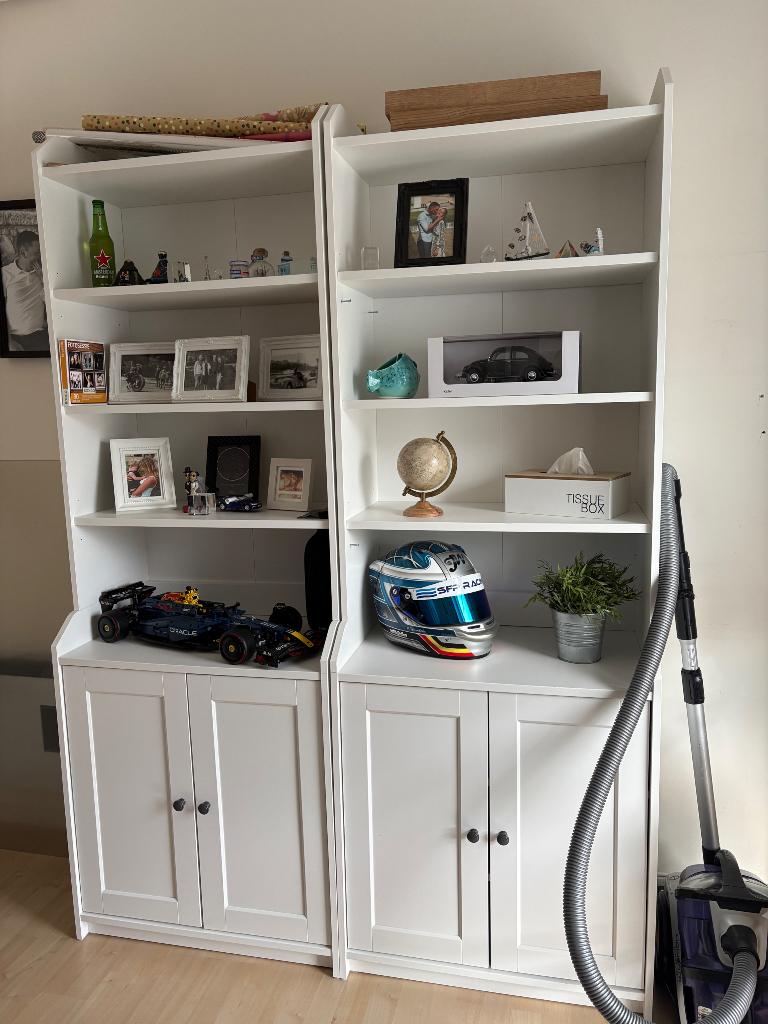 HAUGA IKEA kasten (2 stuks), Enlèvement, Comme neuf, Avec tablette(s)