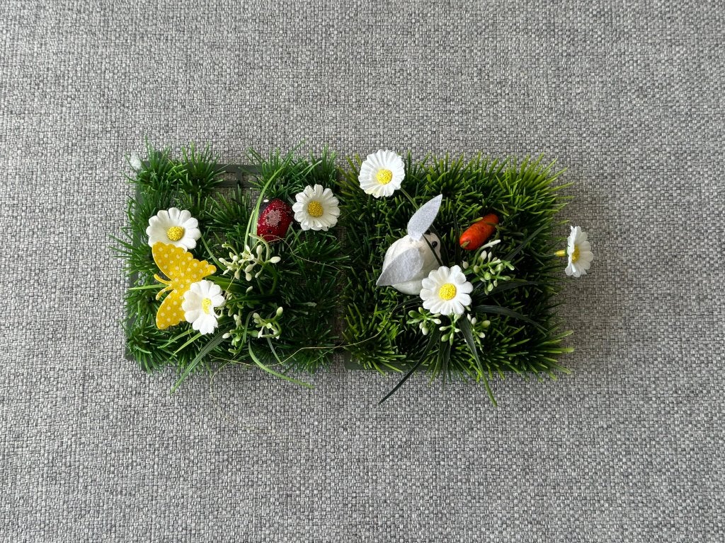 114. Pasen - Decoratie grasmatjes 2 stuks, Diversen, Ophalen of Verzenden, Zo goed als nieuw