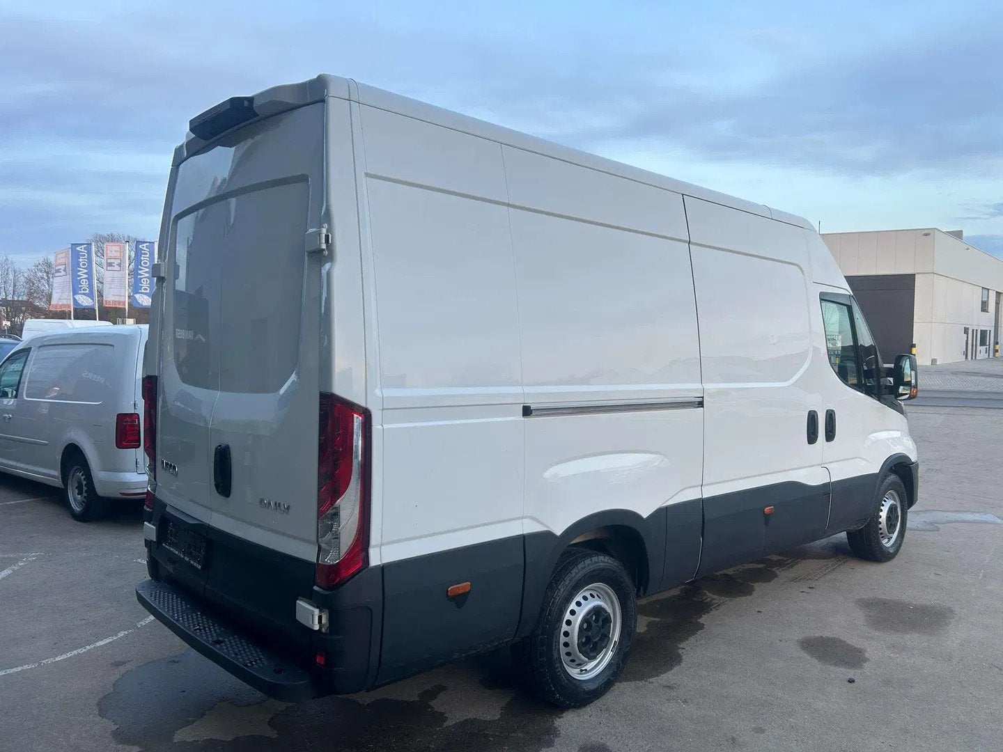Iveco Daily 35 S 14 D, 100 kW, Achat, https://public.car-pass.be/vhr/6e4807fd-978a-45f9-837a-b62e1804d6b6, Euro 6