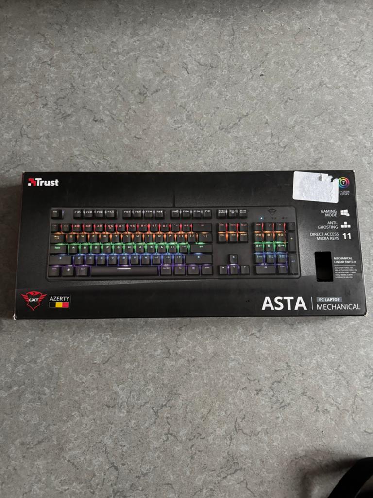 Toetsenbord nieuw, Computers en Software, Toetsenborden, Ophalen of Verzenden, Zo goed als nieuw