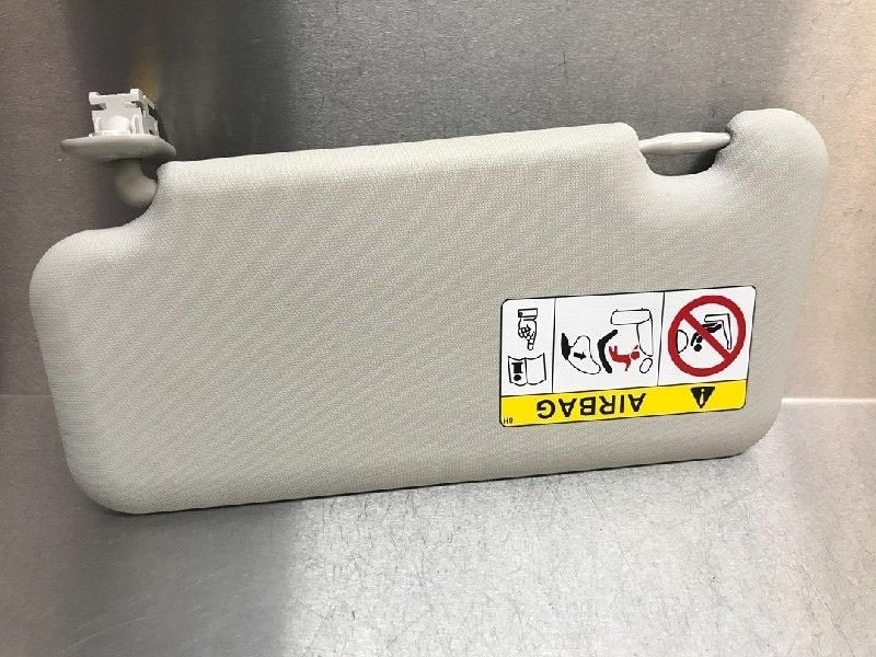 ZONNEKLEP Mazda 2 (DJ / DL) (01-2014/02-2018), Auto-onderdelen, Interieur en Bekleding, Mazda, Gebruikt