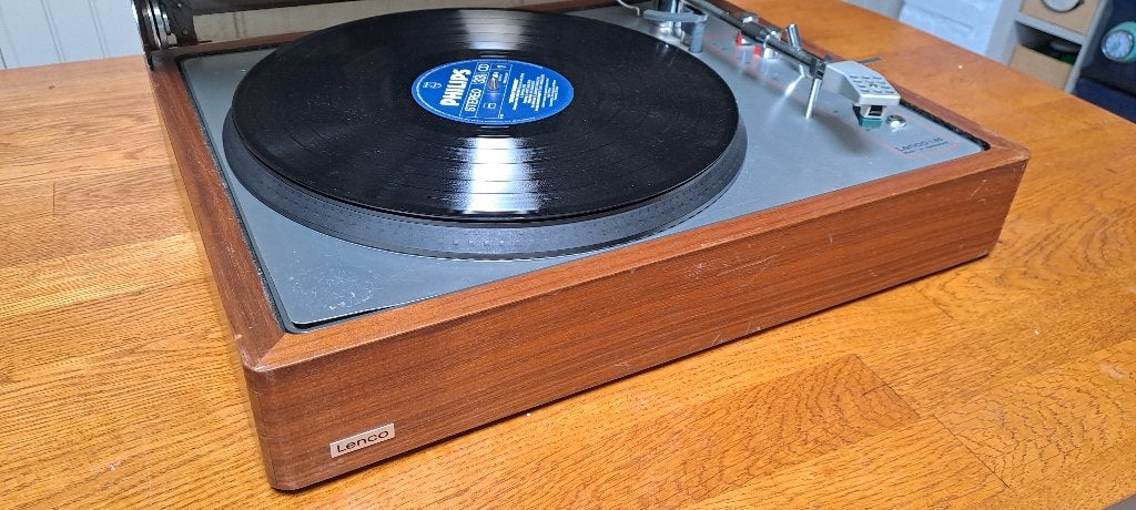 Lenco L-85 platenspeler in behoorlijke staat, met wat werk, Ophalen, Gebruikt, Platenspeler, Automatisch