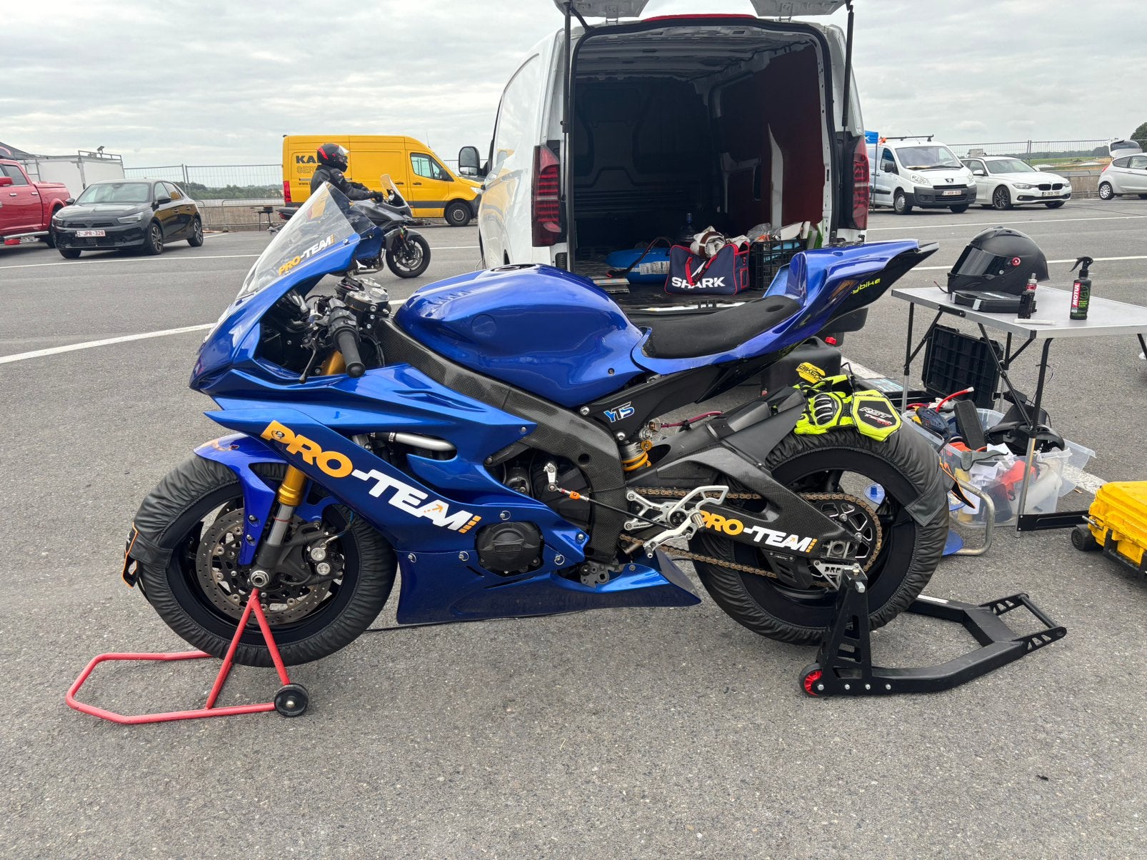 Yamaha R6 piste, Motos, Enlèvement, Utilisé