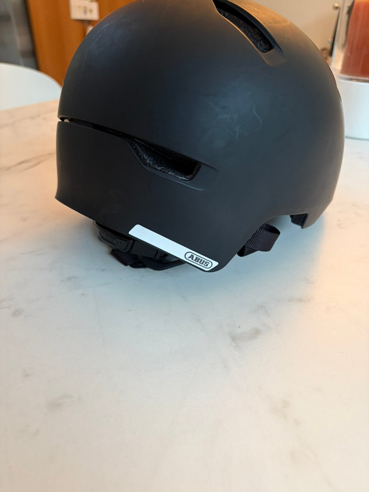 Fietshelm ABUS, Vélos & Vélomoteurs, Accessoires vélo | Casques de vélo, Enlèvement, Comme neuf