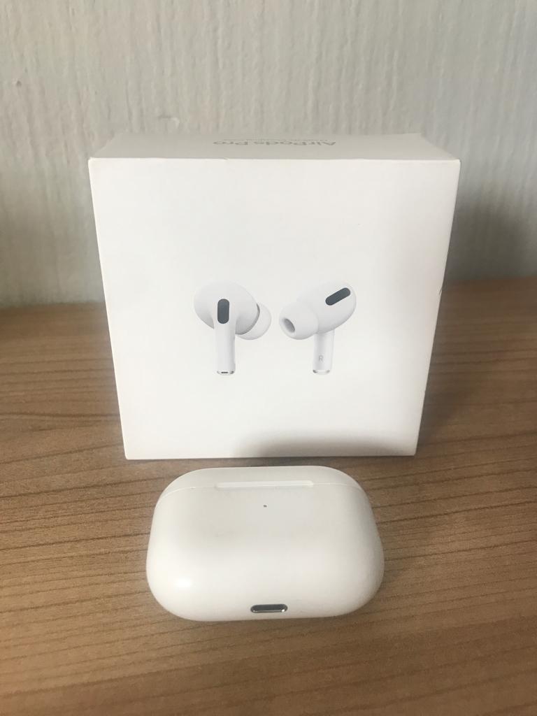 Étui AirPods Pro + MagSafe + boîte, Enlèvement ou Envoi, Utilisé, Intra-auriculaires (Earbuds), Bluetooth