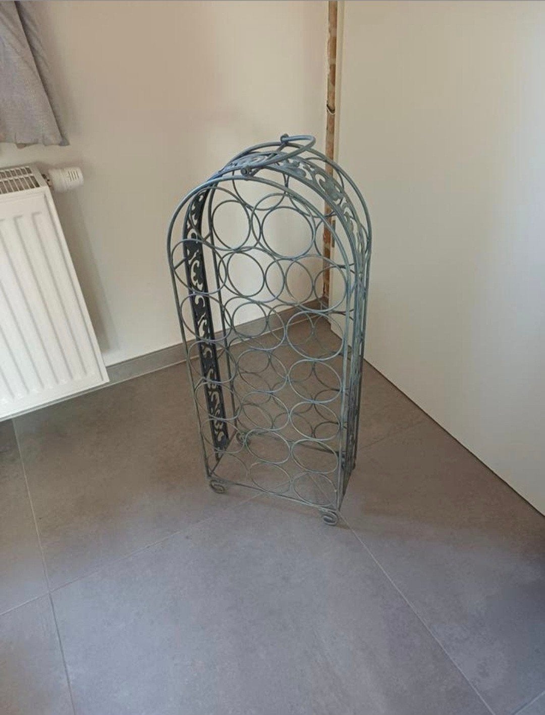 Heel mooie flessenrek in metaal, Ophalen, Metaal