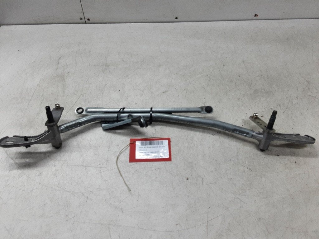 MECANISME ESSUIE-GLACE BMW 4 serie Gran Coupe (G26), Mevr. I. Hauben, Utilisé, BMW, Rue de l'Espoir 34 34
4030  GRIVEGNÉE, BE