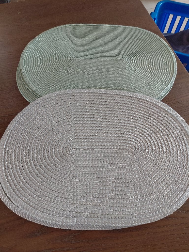 Onderleggers (2 kleuren), Huis en Inrichting, Tafelkleden, Ophalen, Zo goed als nieuw, Tweezijdig, Placemat