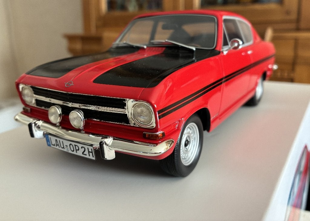 Schuco 1:18 Opel Kadett Rally Oplage 500 stuks HALVE PRIJS, Hobby & Loisirs créatifs, Enlèvement ou Envoi