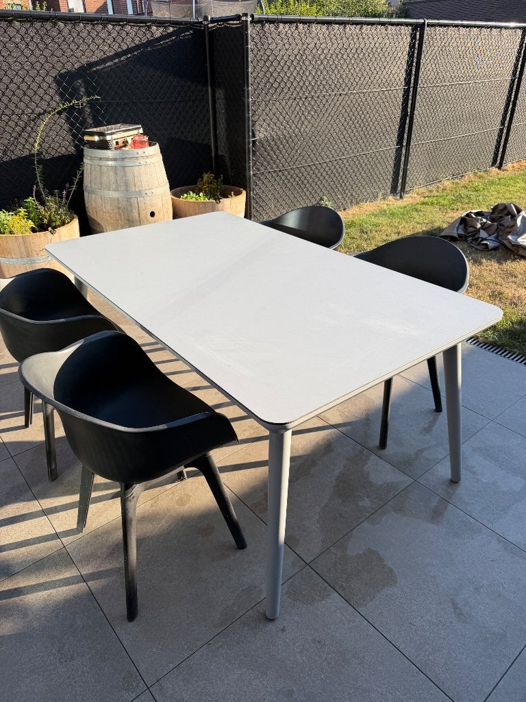 Buitentafel met stoelen, Tuin en Terras, Ophalen, 4 zitplaatsen, Eettafel, Zo goed als nieuw