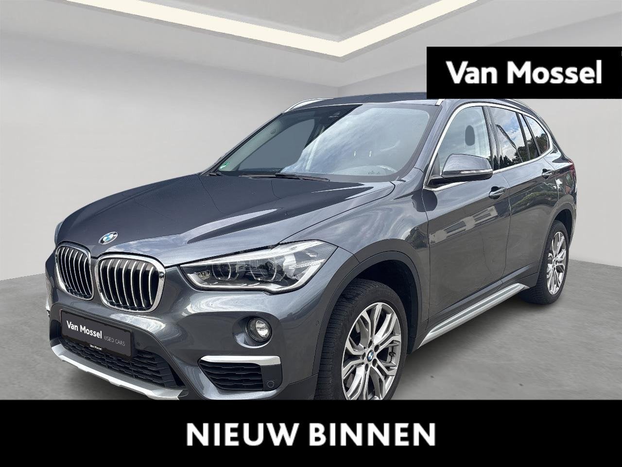 BMW X1 xDrive20i (141 kW) (automatique), X1, Argent ou Gris, Electronic Stability Program (ESP), Entreprise