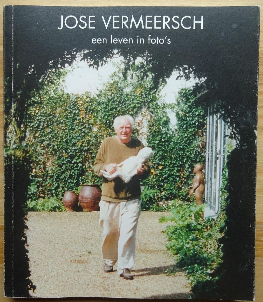 José Vermeersch, een leven in foto's, 2022, Enlèvement ou Envoi, Comme neuf, Rik Vermeersch, Sculpture