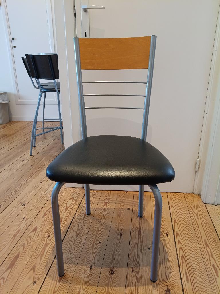 zwart/grijs/houten stoel, Ophalen, Zo goed als nieuw