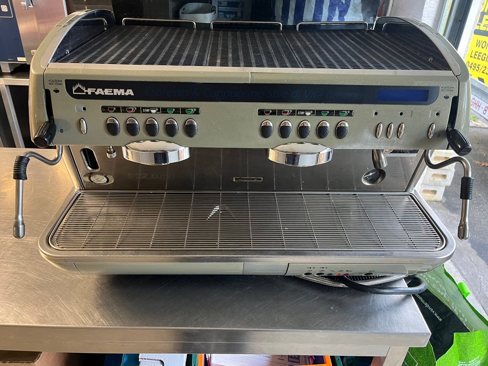 Faema E92 Elite (2-groeps) professionele espressomachine, Ophalen, Gebruikt, Koffie en Espresso