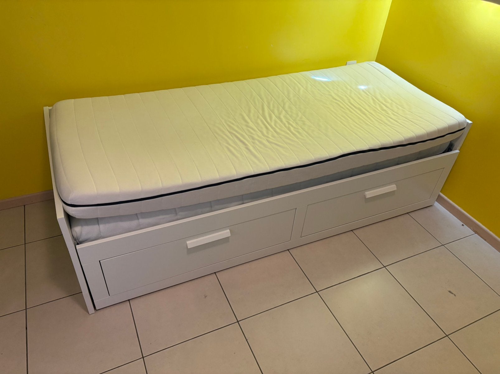 Brimnes bed uitschuifbaar, Ophalen, Zo goed als nieuw