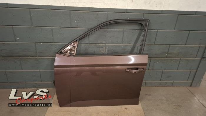 Portier 4Deurs links-voor van een Skoda Fabia (LF8Z), Gebruikt, -, Deur, -