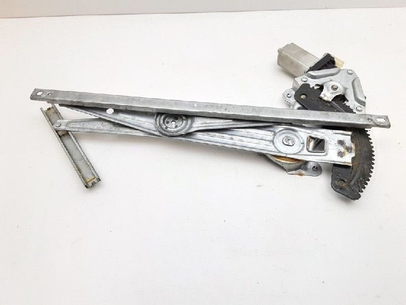 VITRE MECANISME AVANT DROIT Micra (K13) (|827301HB0A|), Utilisé, Nissan
