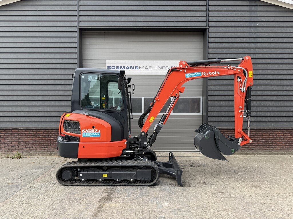 Kubota TE HUUR Kubota KX037 3.8 T minigraver, Kubota Hol, Kbt_g.eu_market_surveillance@kubota.com, Hoofdweg Oostzijde 1264
2153 LR  Nieuw-Vennep