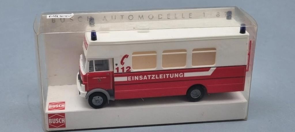 1:87 Busch 40727 Mercedes Benz LP809 brandweer Feuerwehr, Enlèvement ou Envoi, Comme neuf, Autres types, Autres marques