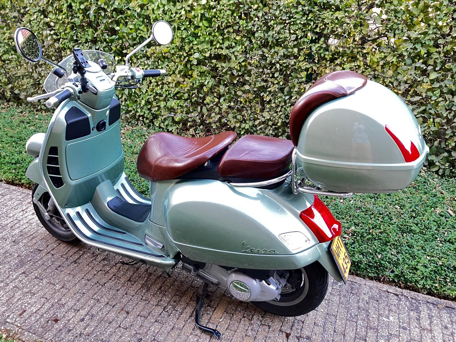 Vespa GTV 250 ( motor) retro uitvoering groen, Motos, Particulier