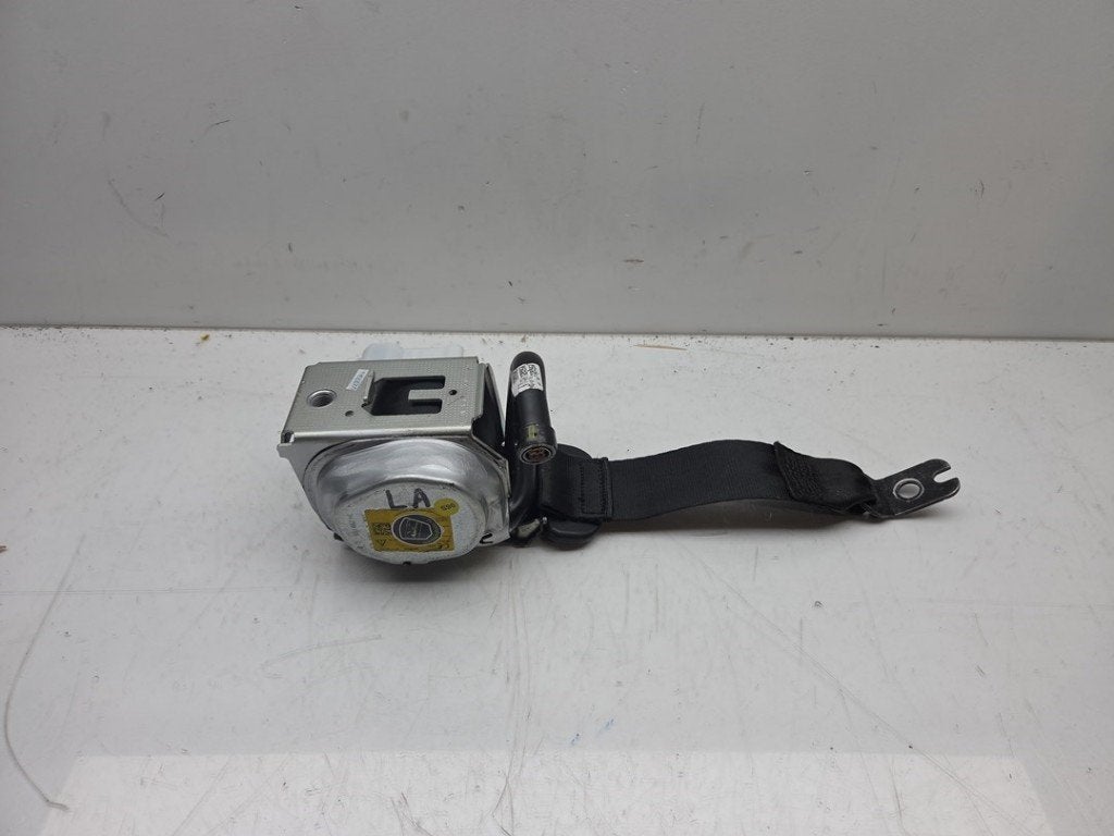 CEINTURE DE SECURITE ARRIERE GAUCHE A3 Limousine (8YS), Auto-Union-Straße  1,
85057  Ingolstadt, DE, Info@audi.de, Audi, Utilisé