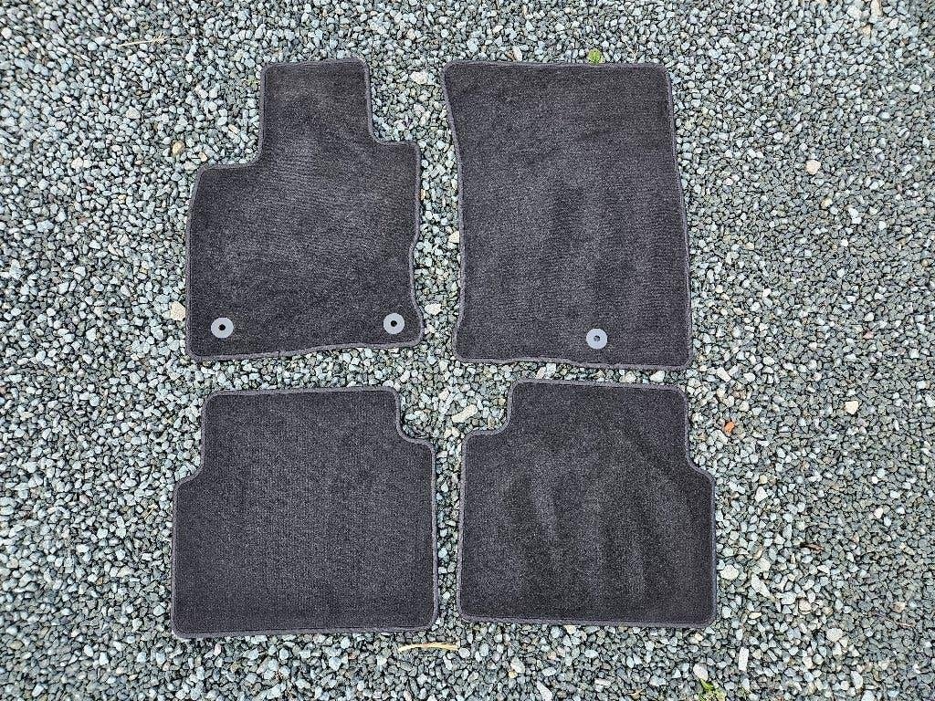 Tapis de sol Ford Kuga 2023, Enlèvement, Neuf